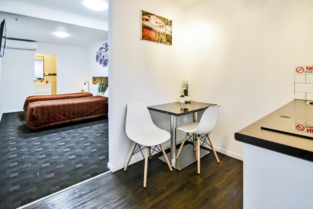 Newlands Court Motel Wellington Buitenkant foto
