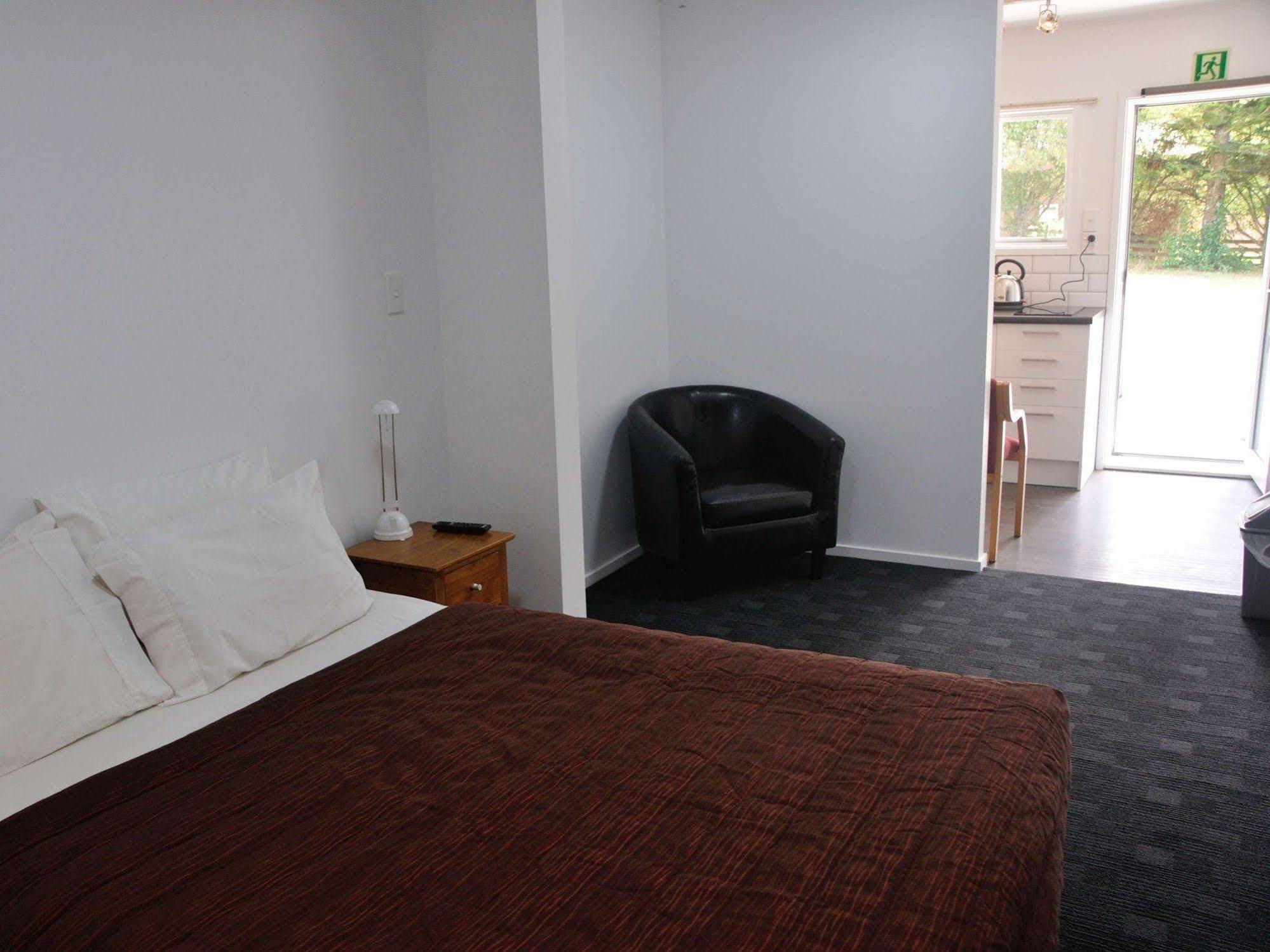 Newlands Court Motel Wellington Buitenkant foto